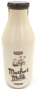 Mother's Milk Barossa Shiraz 2017 in der Milchflas