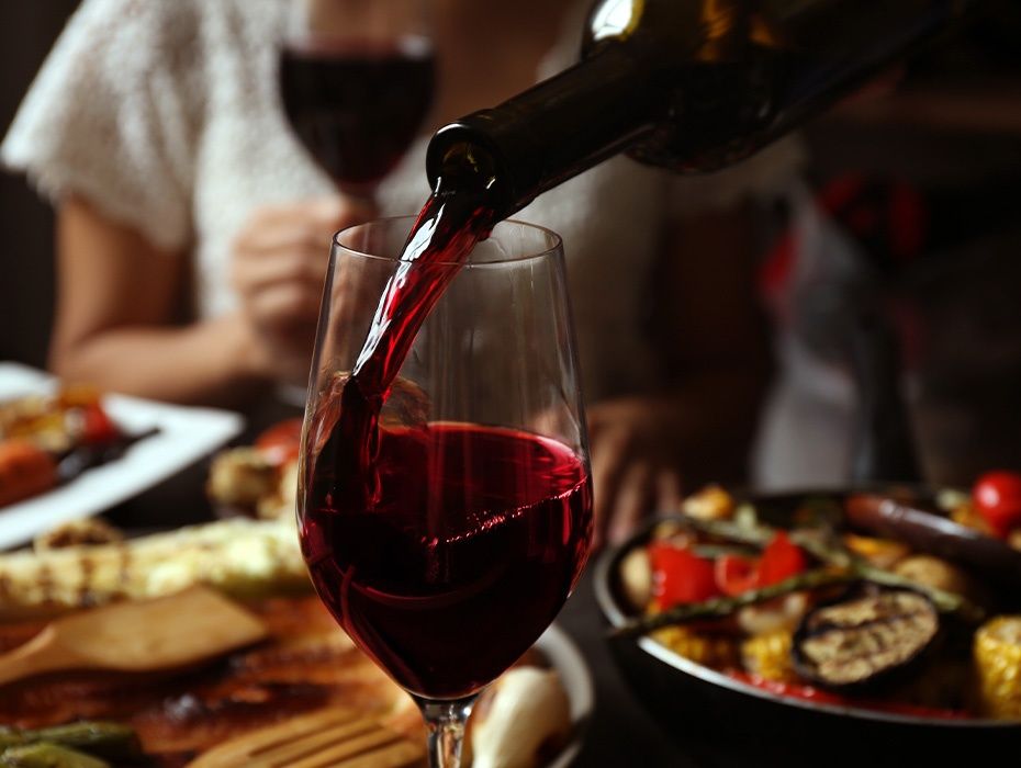 Close Up von Rotwein in einem Restaurant